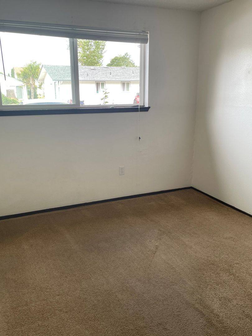Apartment for rent at 110-182 I St, Independence, OR 97351