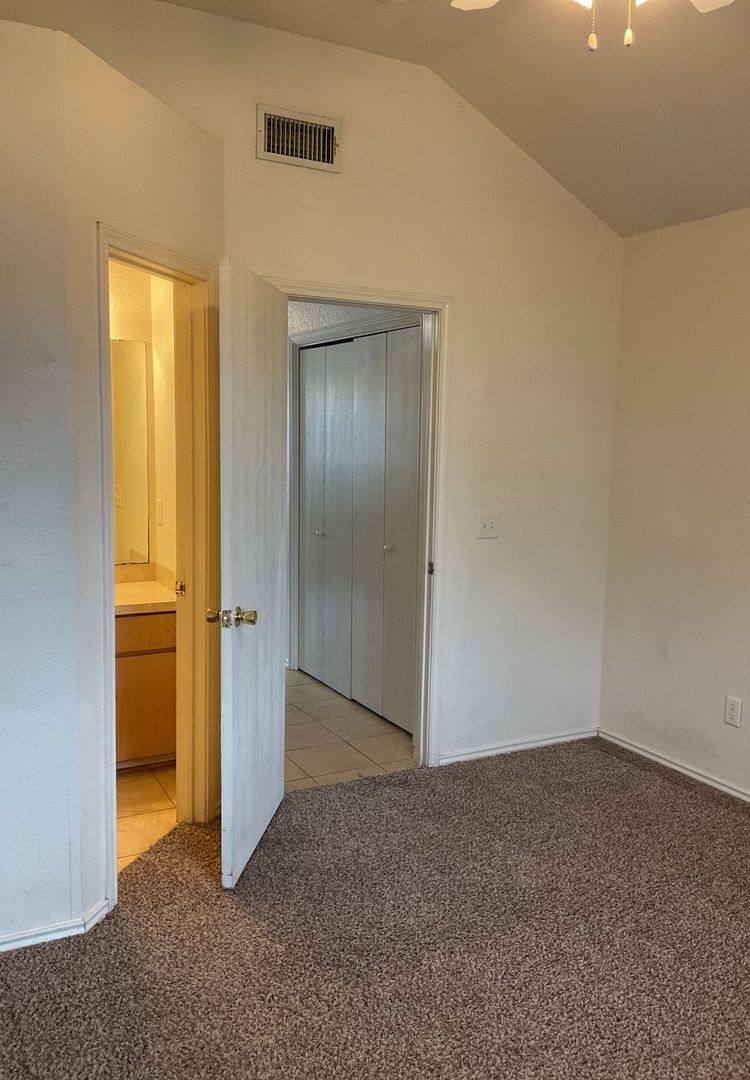 Townhouse for rent at 4005 Nadine Dr, Killeen, TX 76549