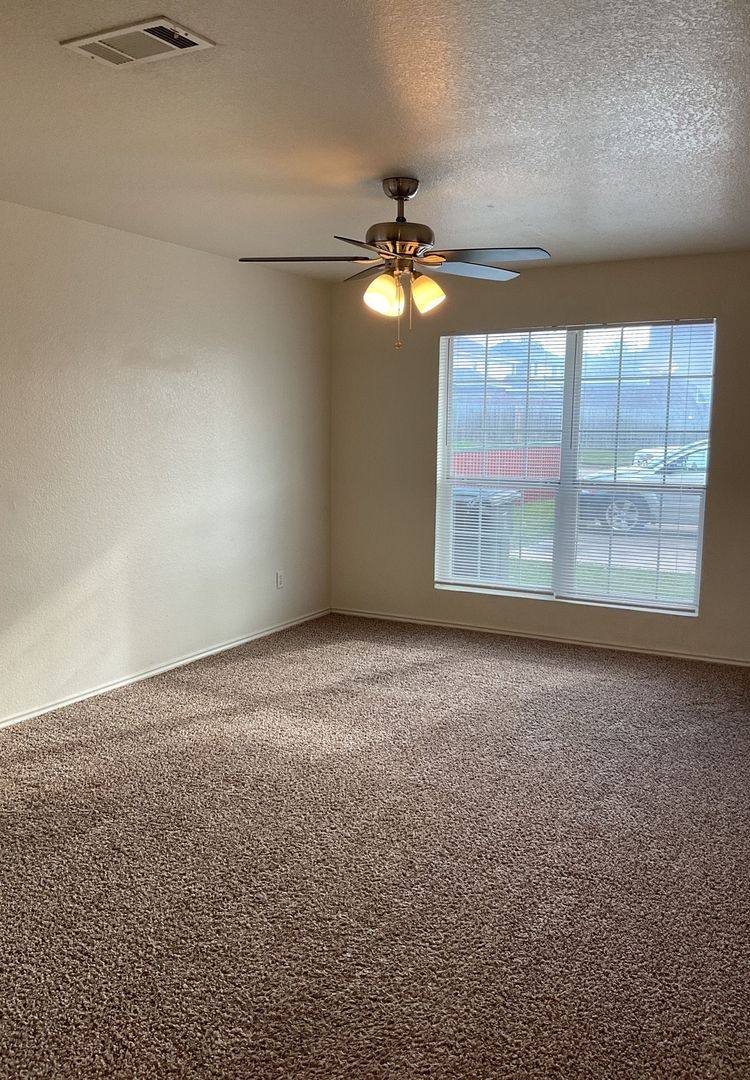 Townhouse for rent at 4005 Nadine Dr, Killeen, TX 76549