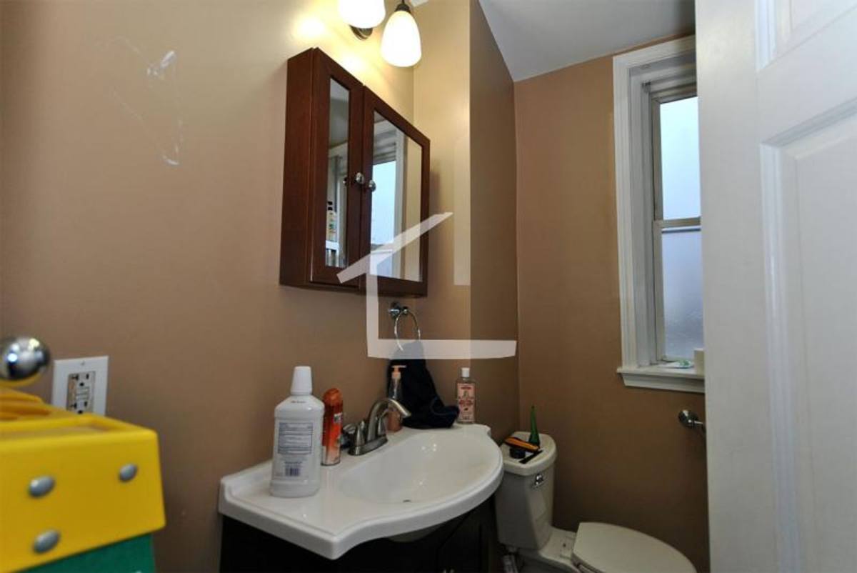 Apartment for rent at 12 Glenville Ave #4, Allston, MA 02134