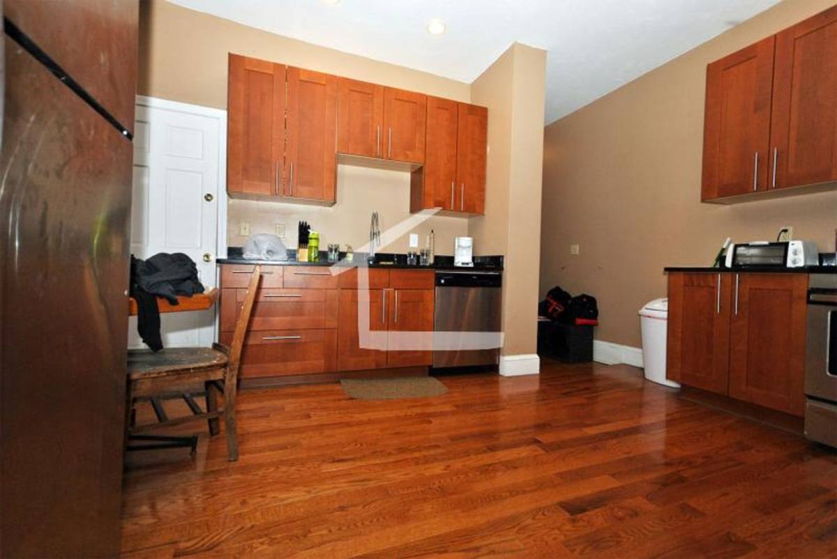 Apartment for rent at 12 Glenville Ave #4, Allston, MA 02134
