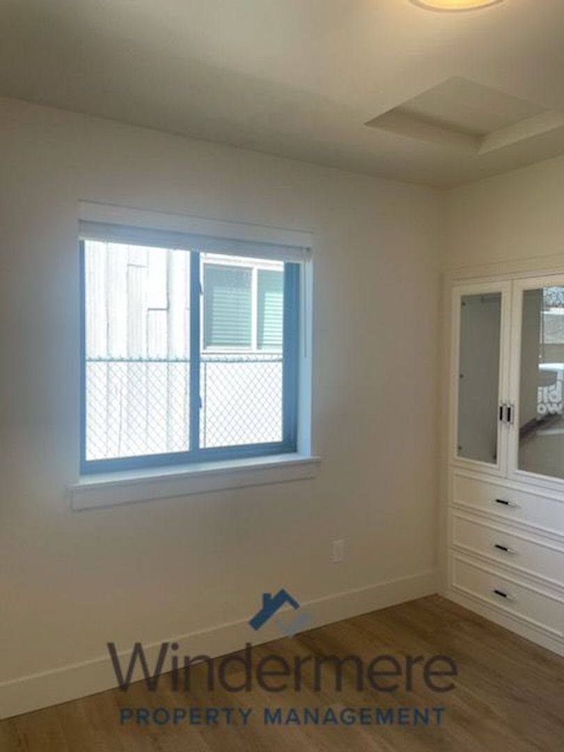 Apartment for rent at 831 & 833 S, Walla Walla, WA 99362