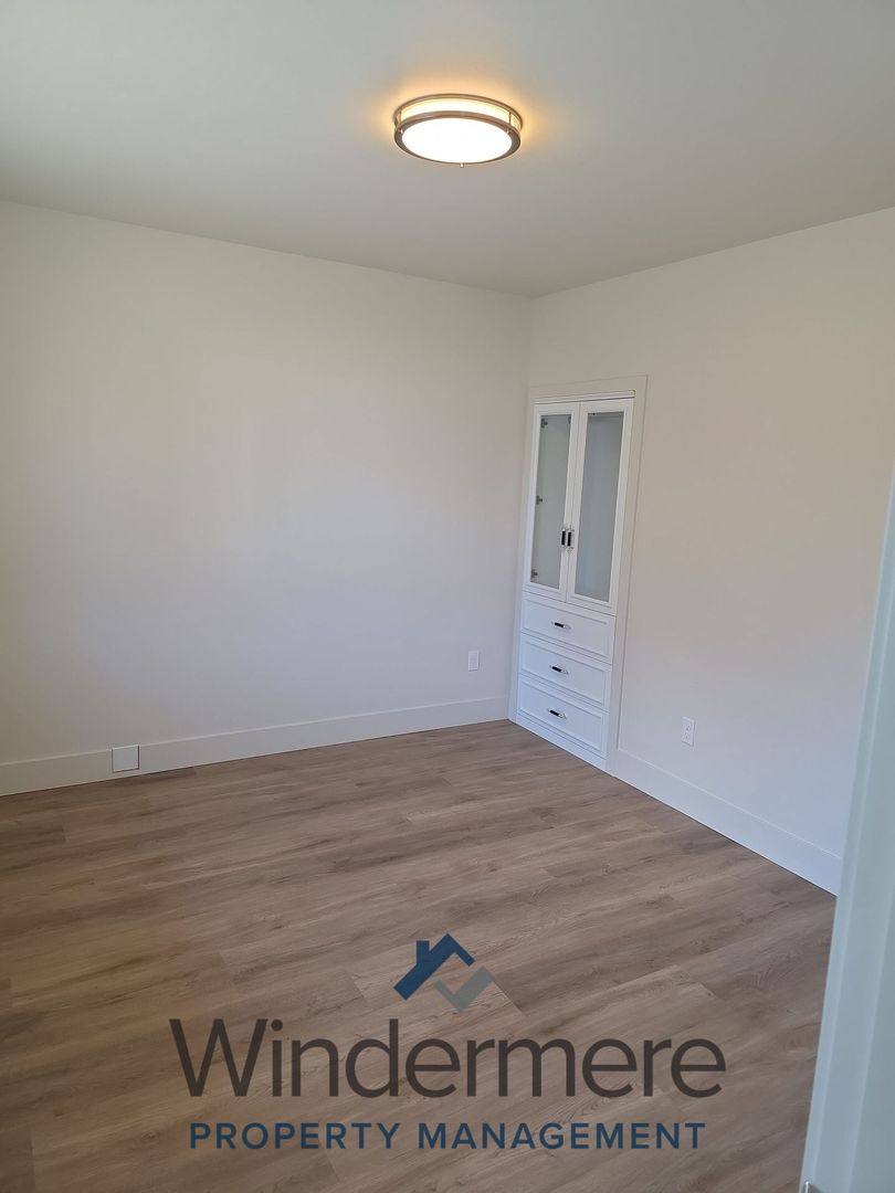 Apartment for rent at 831 & 833 S, Walla Walla, WA 99362