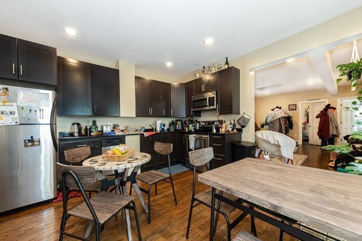 Apartment for rent at 1560 Tremont St #2, Roxbury Crossing, MA 02120