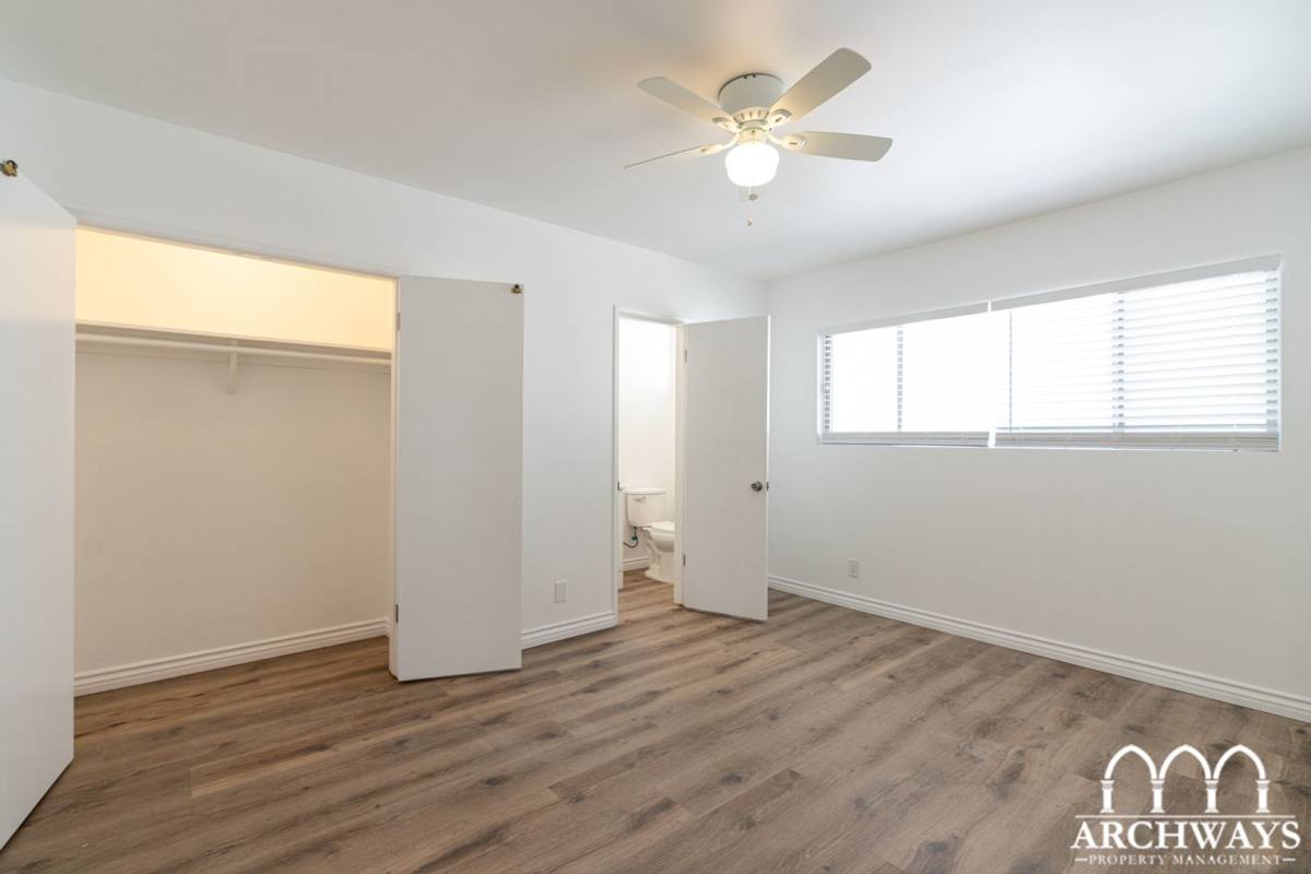 Apartment for rent at 1115 Glenville Dr, Los Angeles, CA 90035
