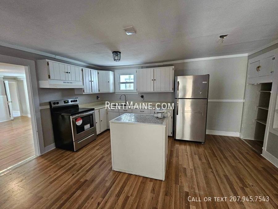 Apartment for rent at 52 Hayes St #1, Old Town, ME 04468