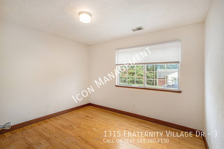 Townhouse for rent at 1315 Fraternity Village Dr #3, Kalamazoo, MI 49006