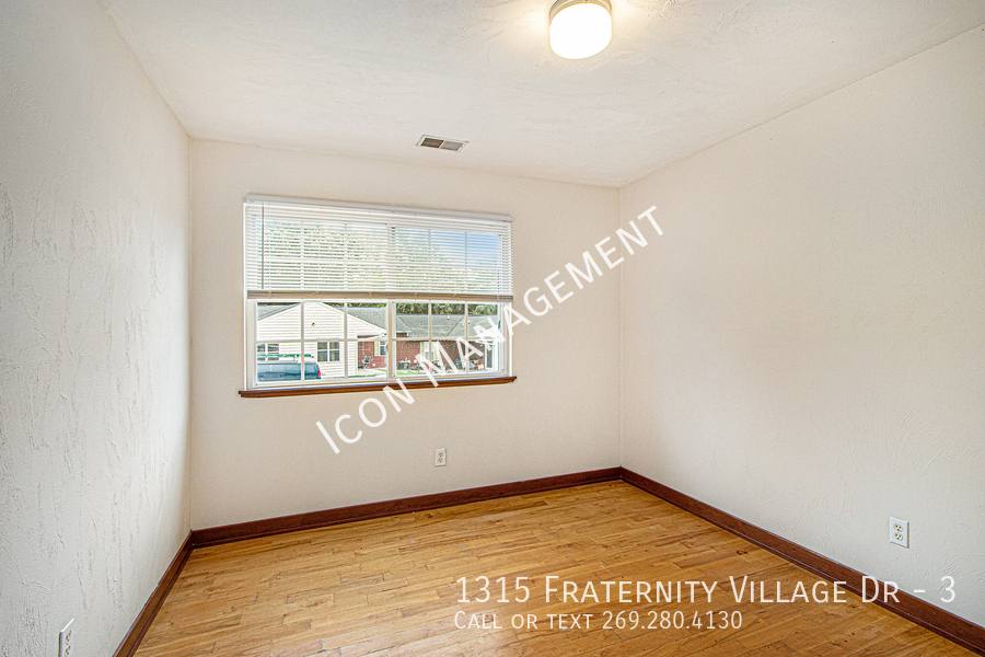 Townhouse for rent at 1315 Fraternity Village Dr #3, Kalamazoo, MI 49006