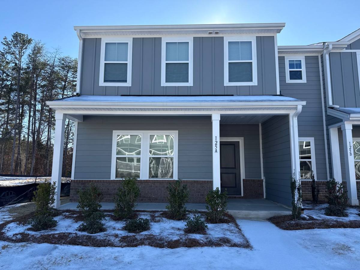Townhouse for rent at 125 Utility Lane, Mooresville, NC 28117