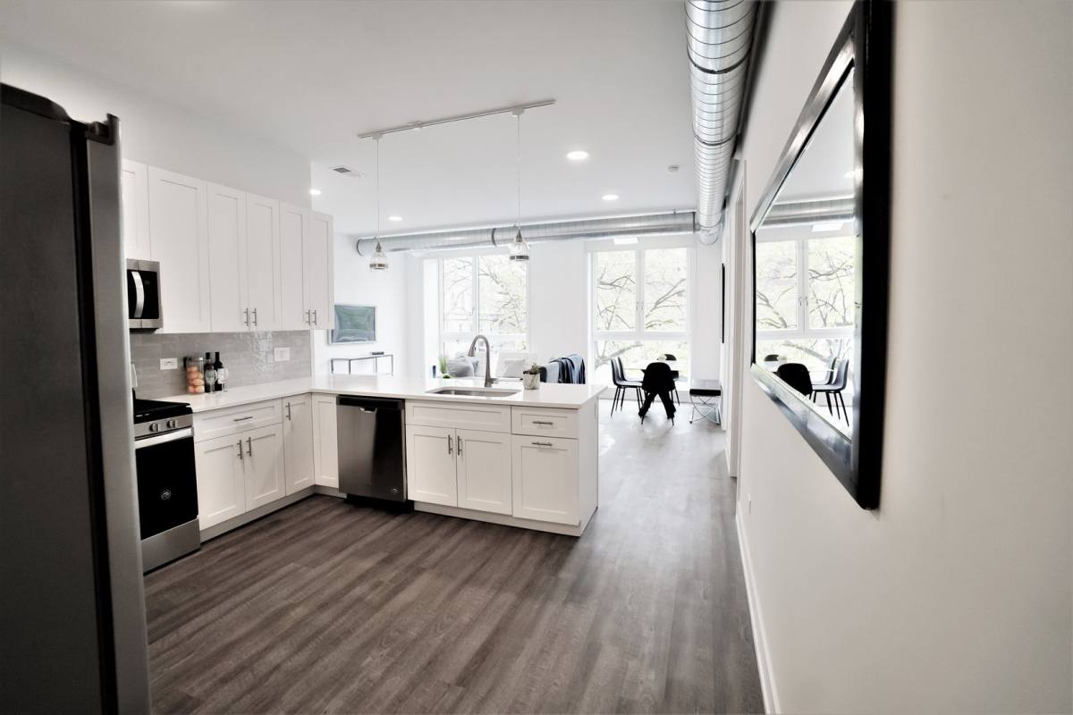 Apartment for rent at 1317 W Loyola Ave, Chicago, IL 60626
