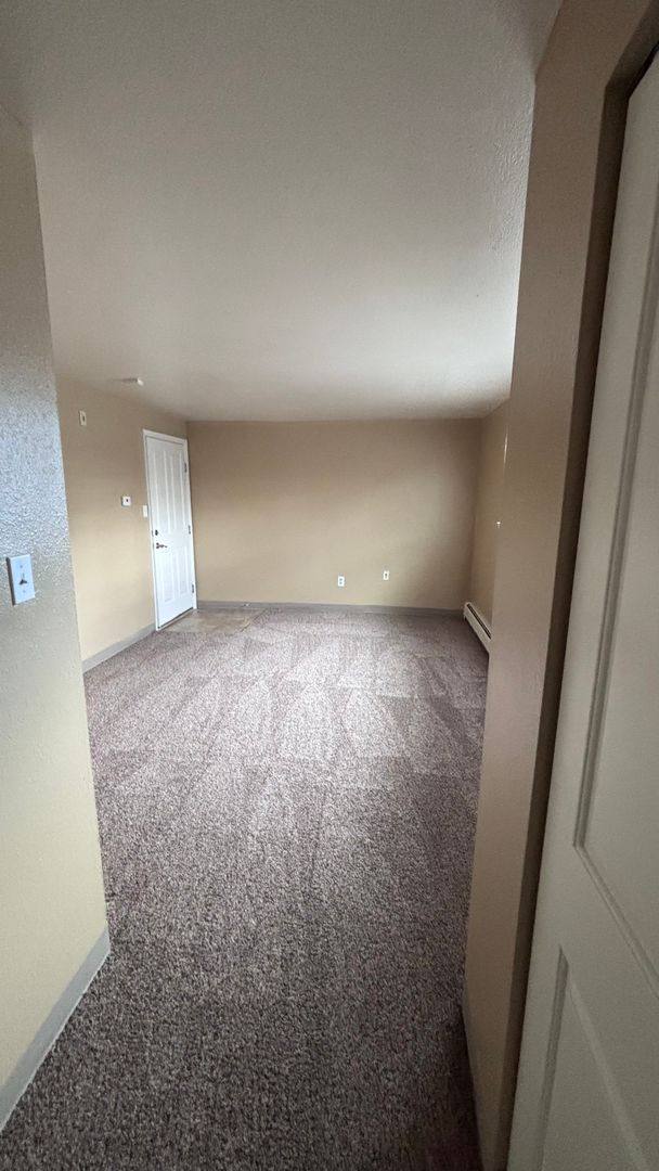 Apartment for rent at 10288 E 6th Ave, Aurora, CO 80010