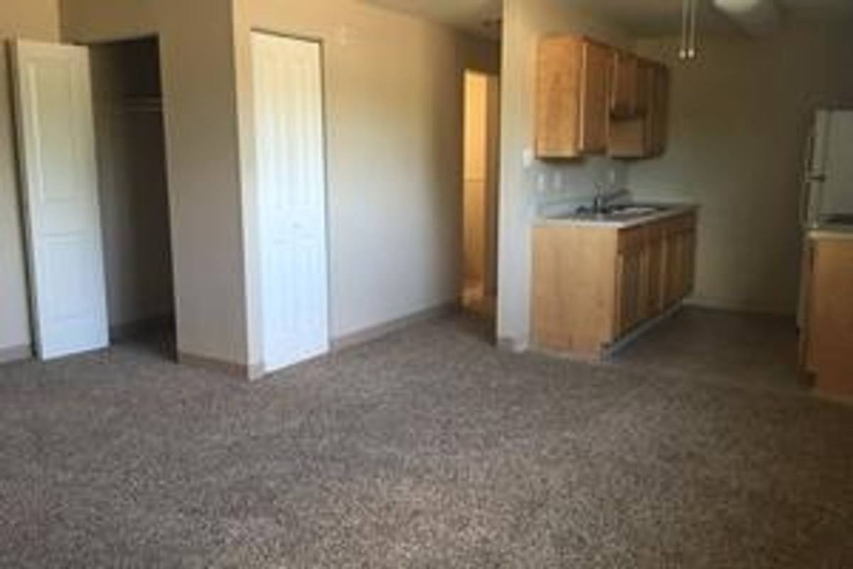 Apartment for rent at 10288 E 6th Ave, Aurora, CO 80010