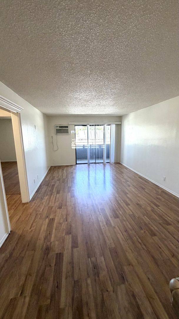 Apartment for rent at 6726 Woodley Ave, Van Nuys, CA 91406