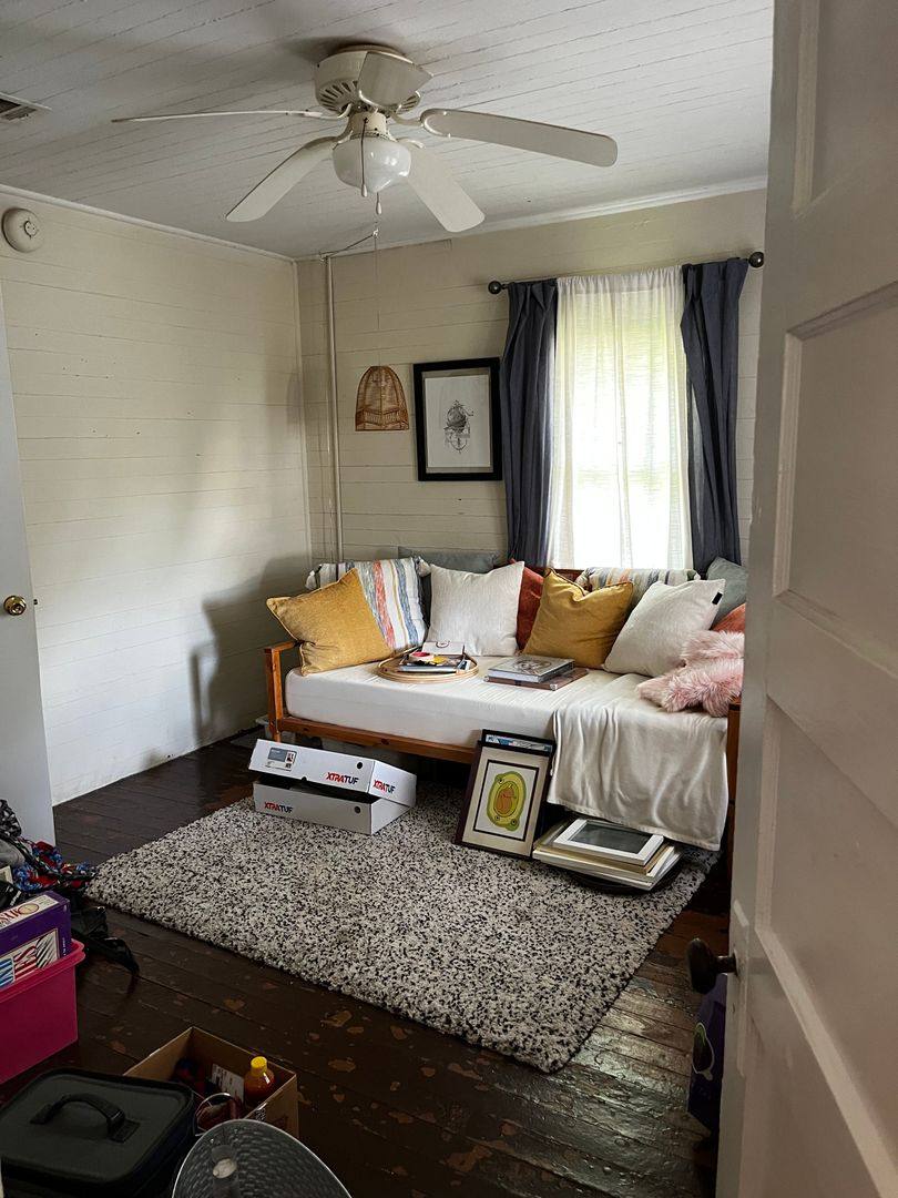 House for rent at 136 Easy St, Athens, GA 30601