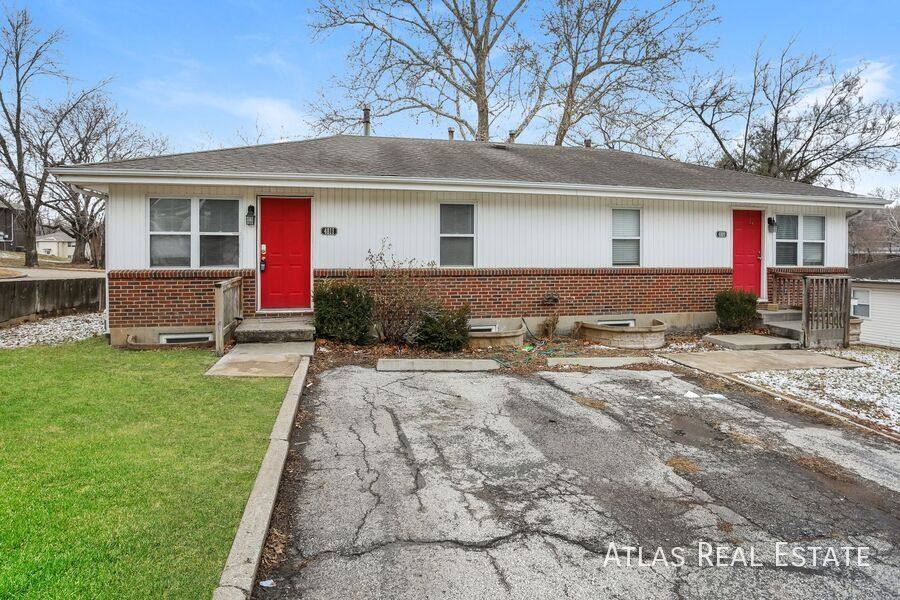 Apartment for rent at 4809 NW Homestead Rd, Riverside, MO 64150