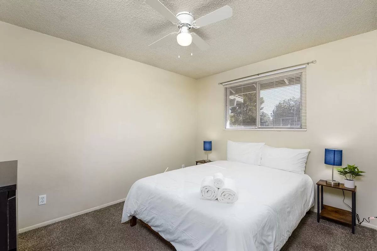 House for rent at 635 E Manhatton Dr, Tempe, AZ 85282