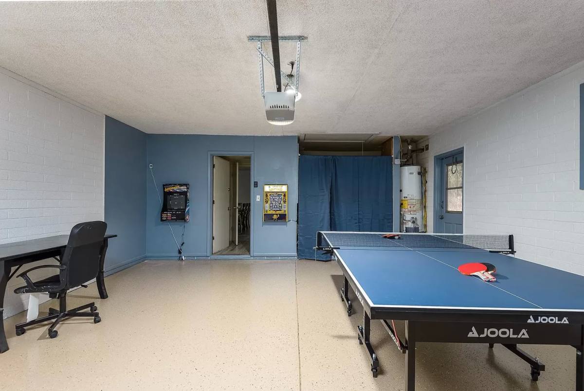 House for rent at 635 E Manhatton Dr, Tempe, AZ 85282