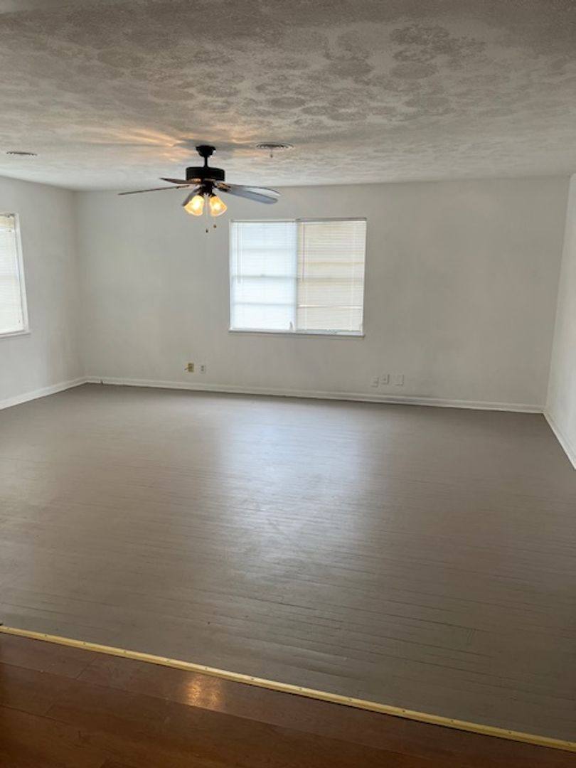House for rent at 208 E Voelter Ave, Killeen, TX 76541