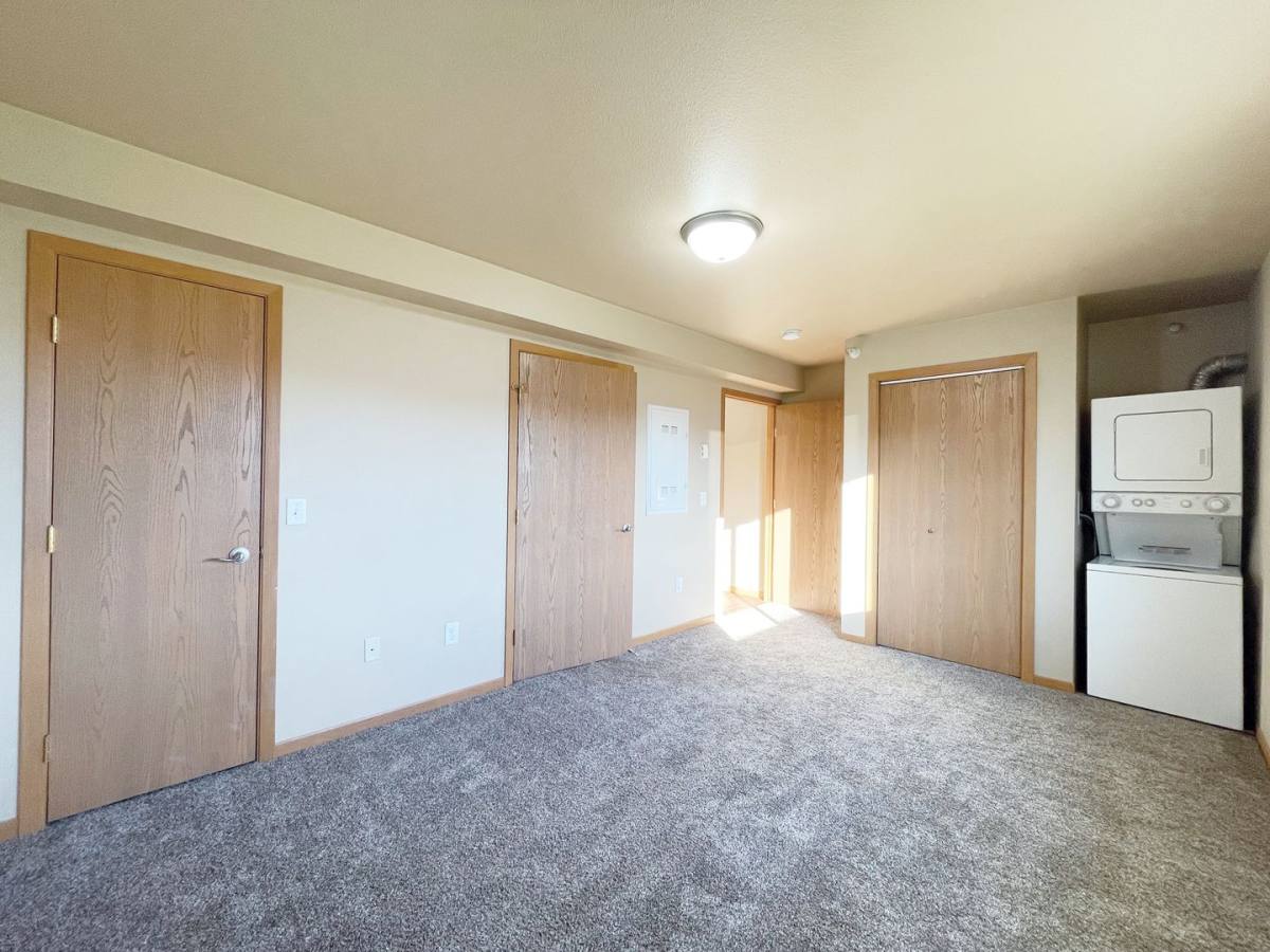Apartment for rent at 205 27th Ave NW, Minot, ND 58703