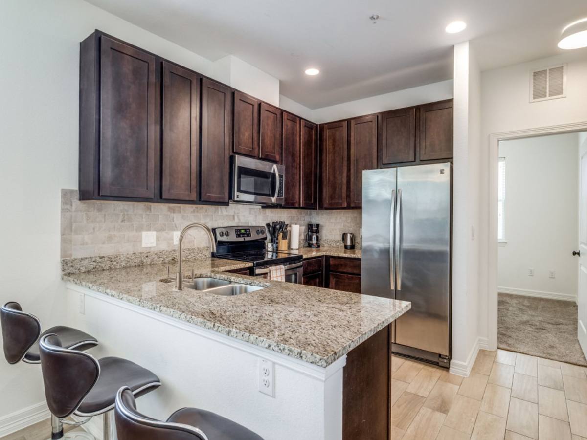 Townhouse for rent at 501 W 30th St, Austin, TX 78705
