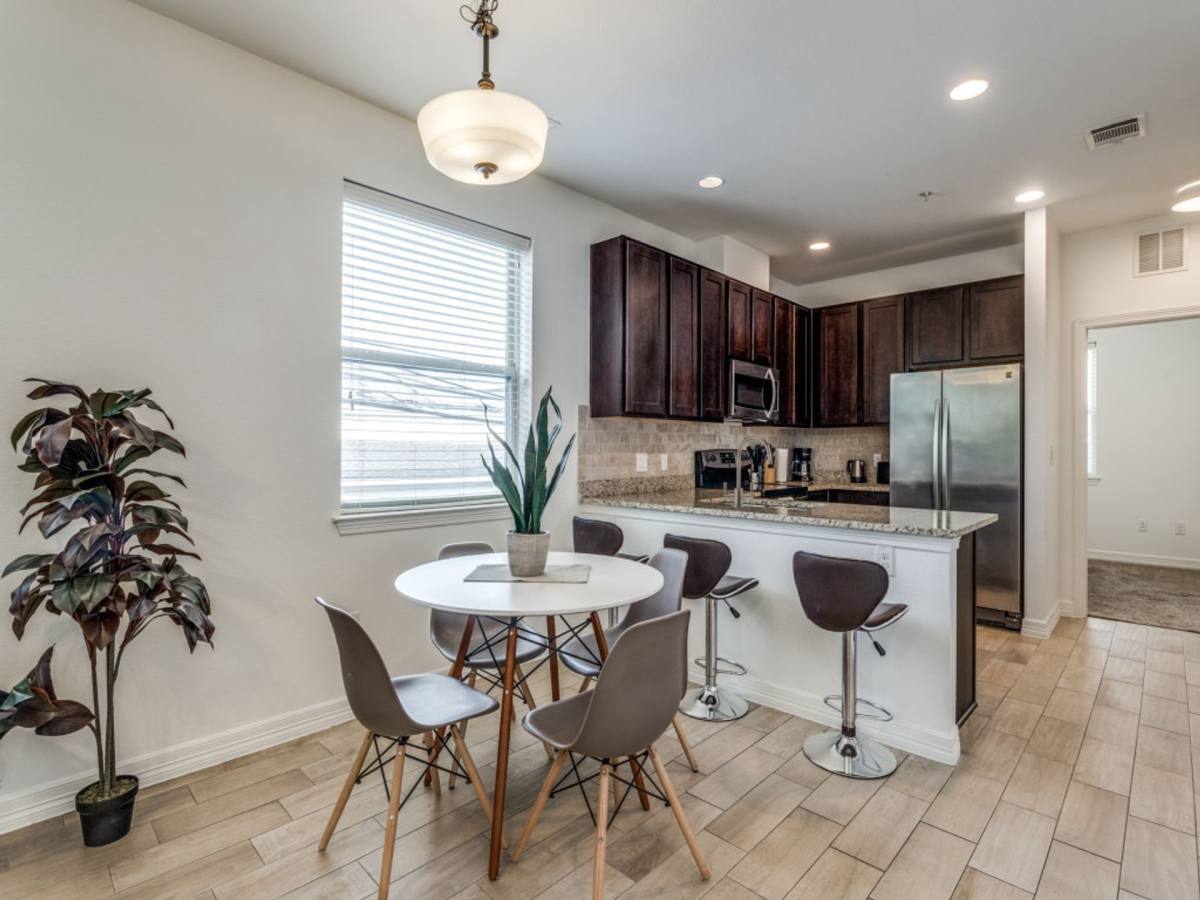 Townhouse for rent at 501 W 30th St, Austin, TX 78705