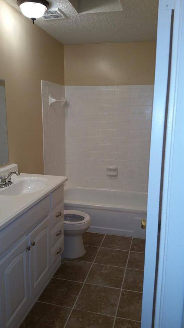 Apartment for rent at 202 Wendwood Dr, Statesboro, GA 30458
