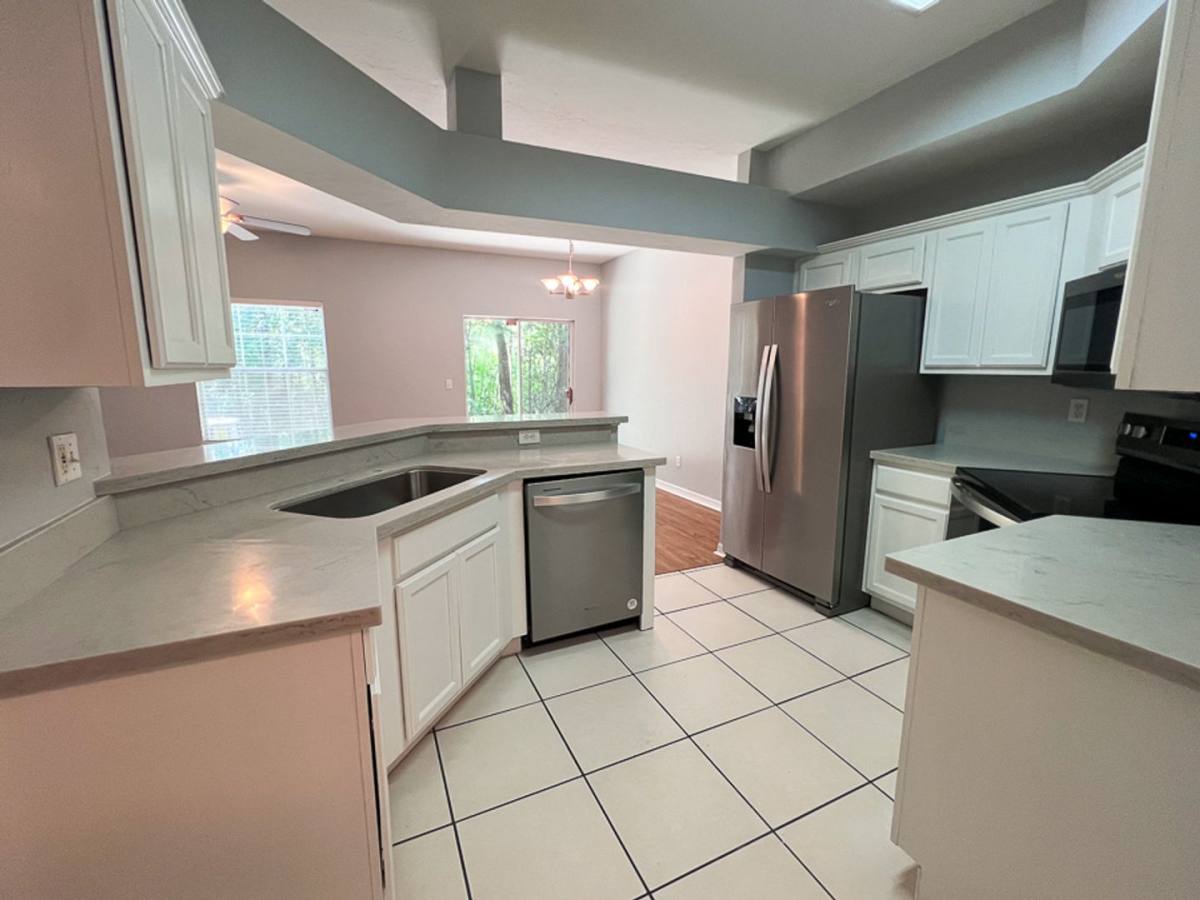 Townhouse for rent at 5048 NW 1st Place, Gainesville, FL 32607