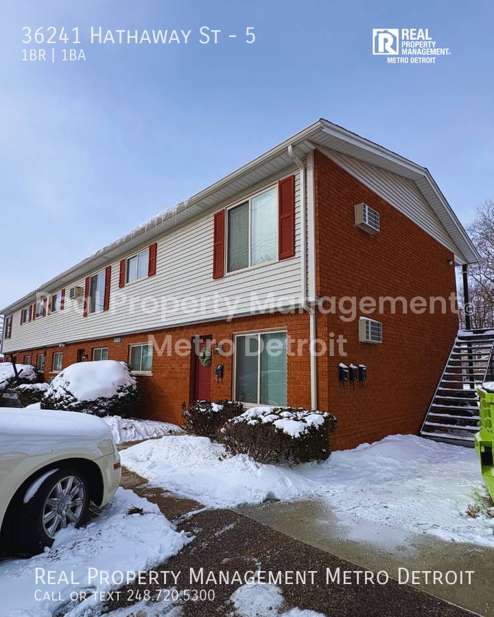 Apartment for rent at 36241 Hathaway St #5, New Baltimore, MI 48047