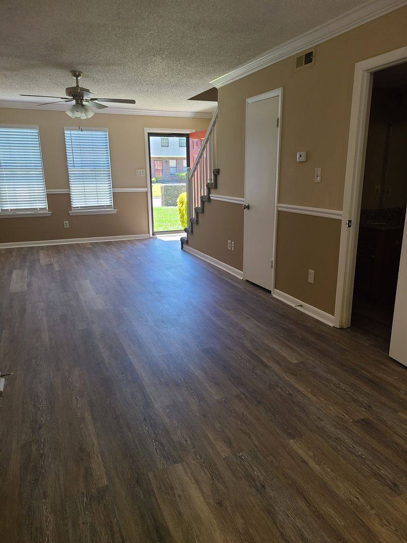 Townhouse for rent at 1218 Brookline Ave SW, Decatur, AL 35603