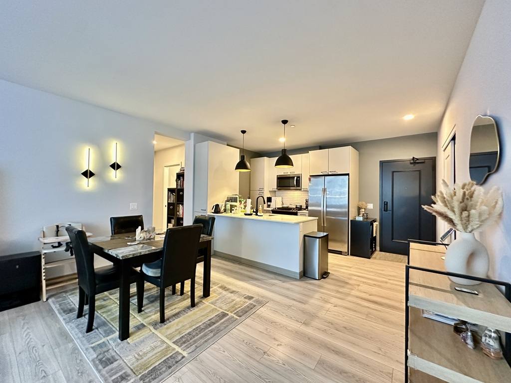 Apartment for rent at 2155 Elston #D405, Chicago, IL 60614
