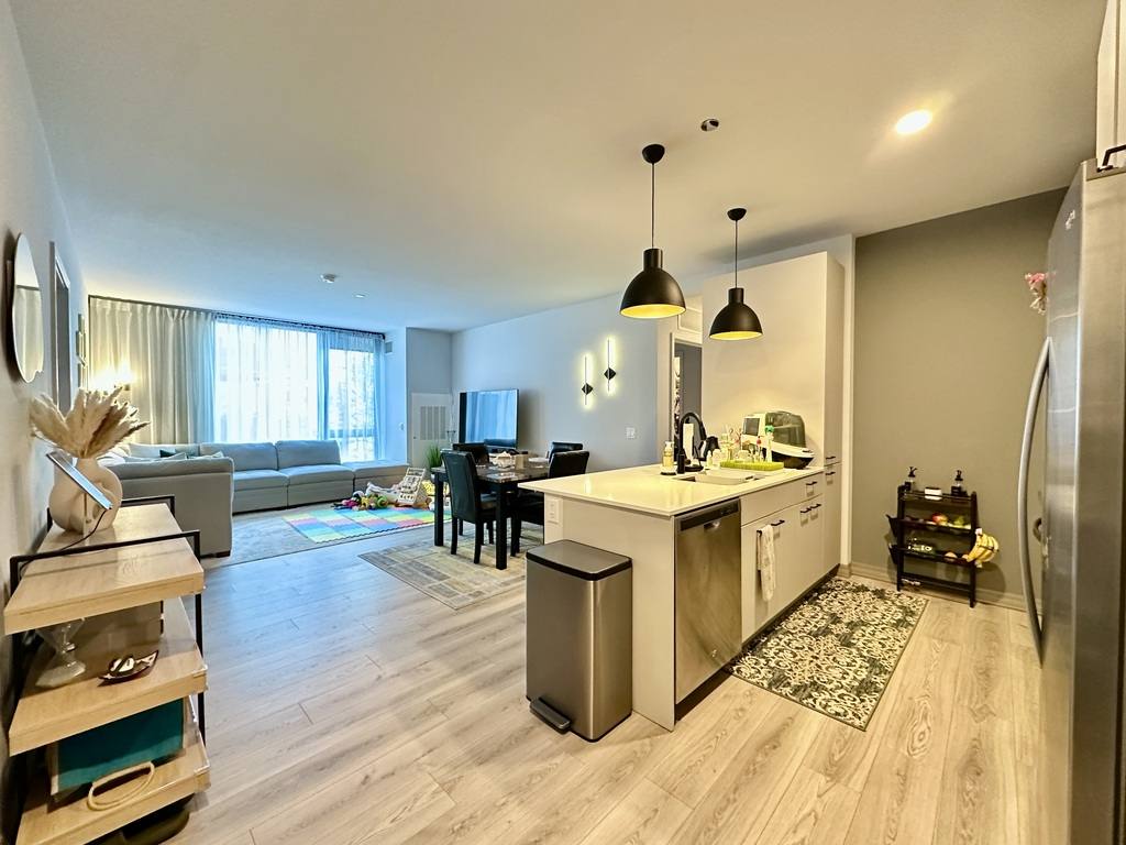 Apartment for rent at 2155 Elston #D405, Chicago, IL 60614