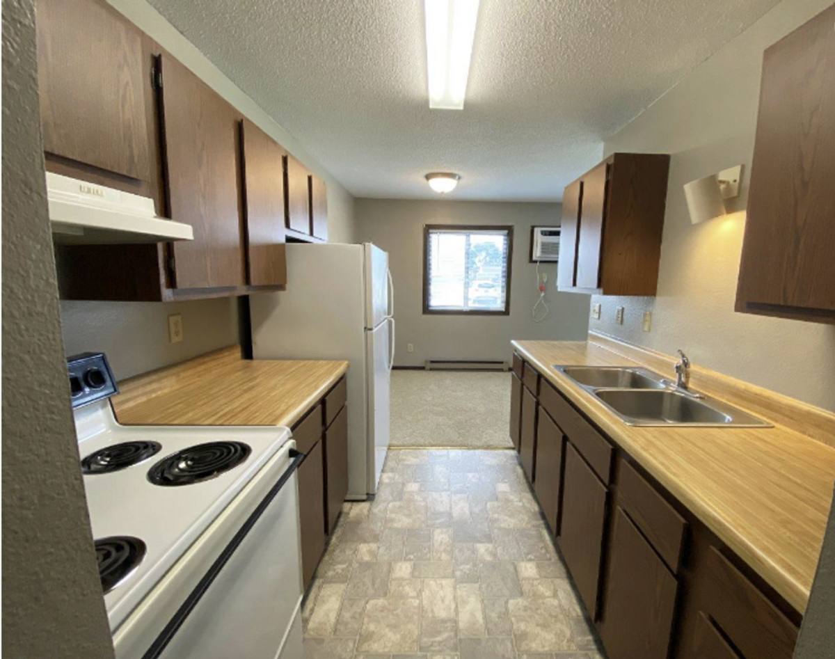 Apartment for rent at 1820 N Wisconsin St, Mitchell, SD 57301