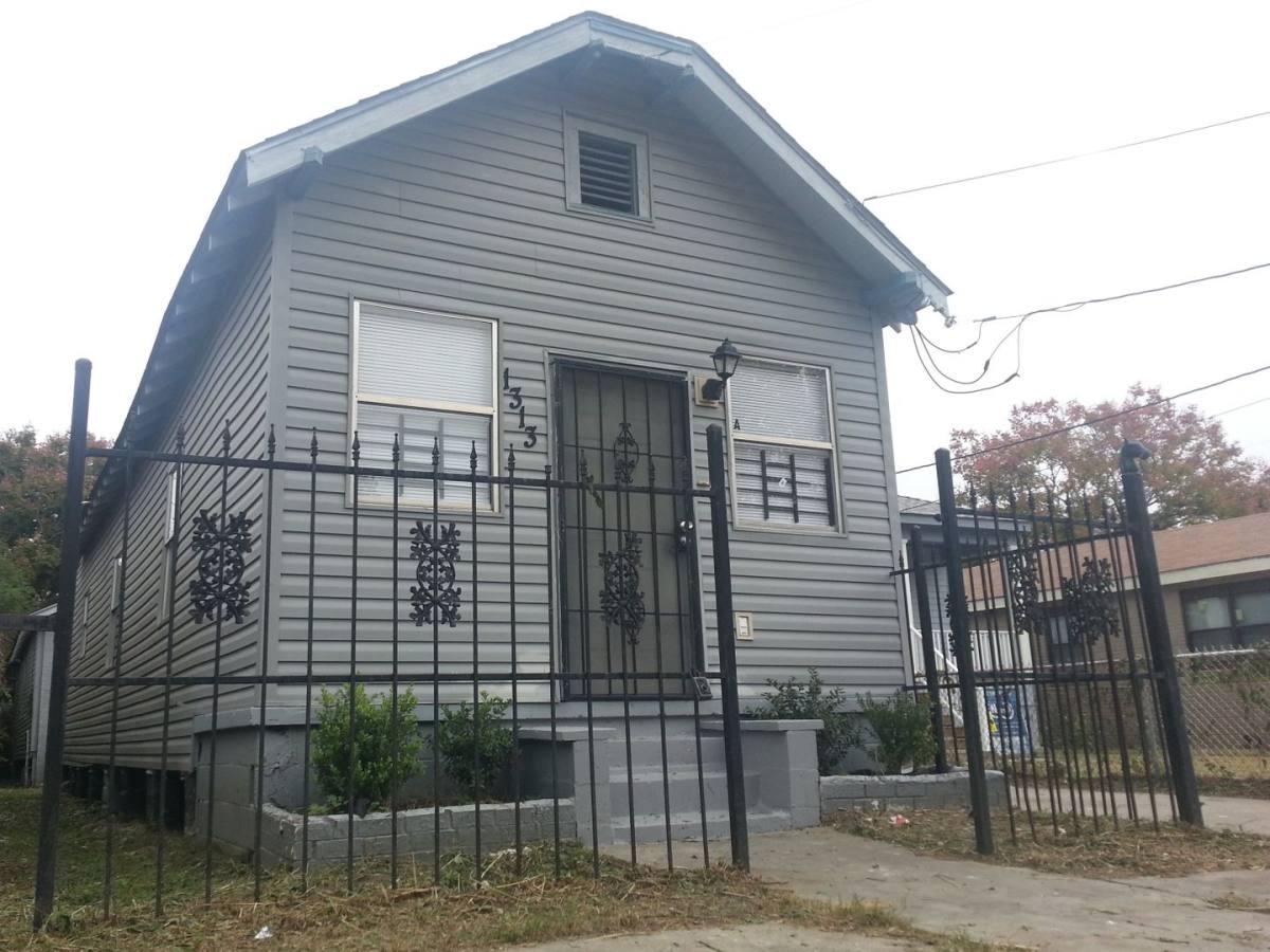 Apartment for rent at 1313 Flood St, New Orleans, LA 70117