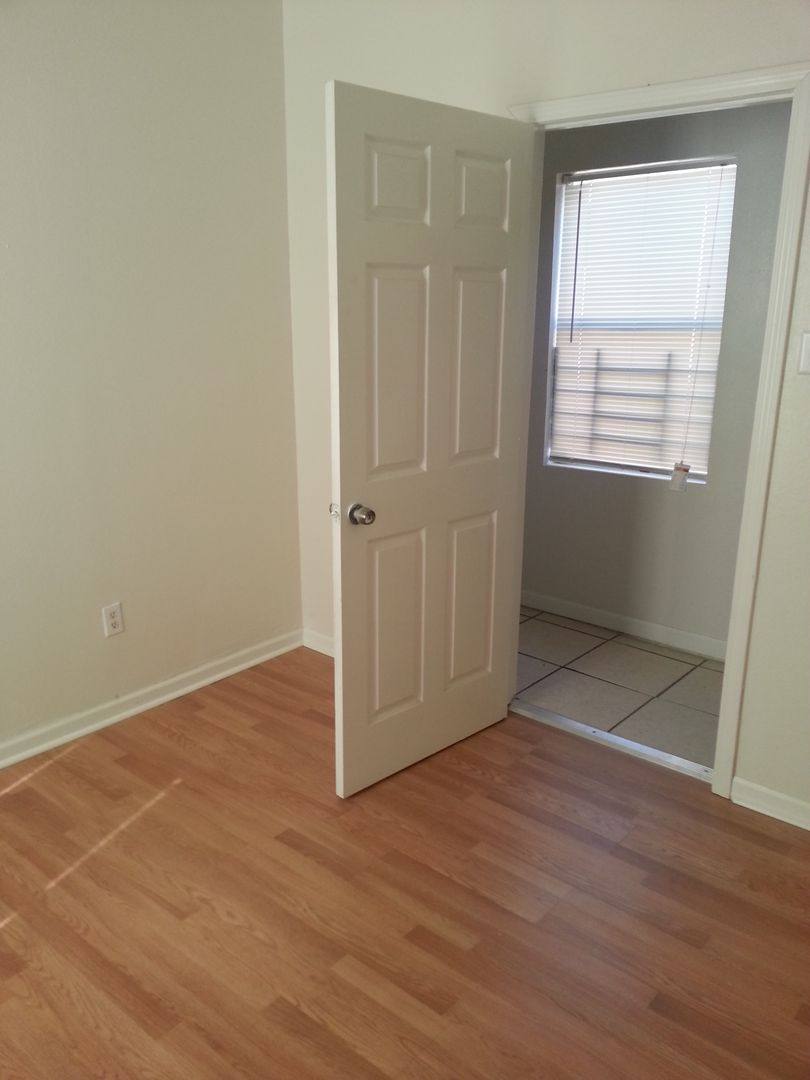 Apartment for rent at 1313 Flood St, New Orleans, LA 70117