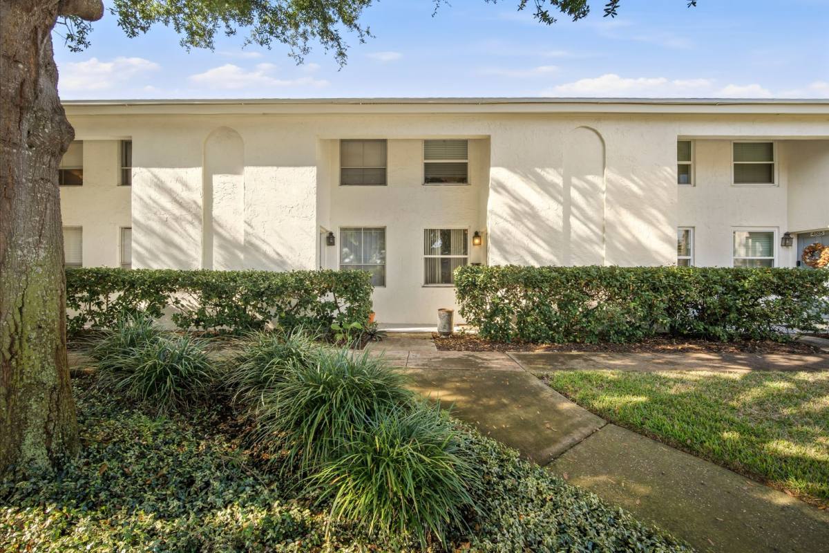 Townhouse for rent at 4521 W La Villa Lane, Tampa, FL 33611
