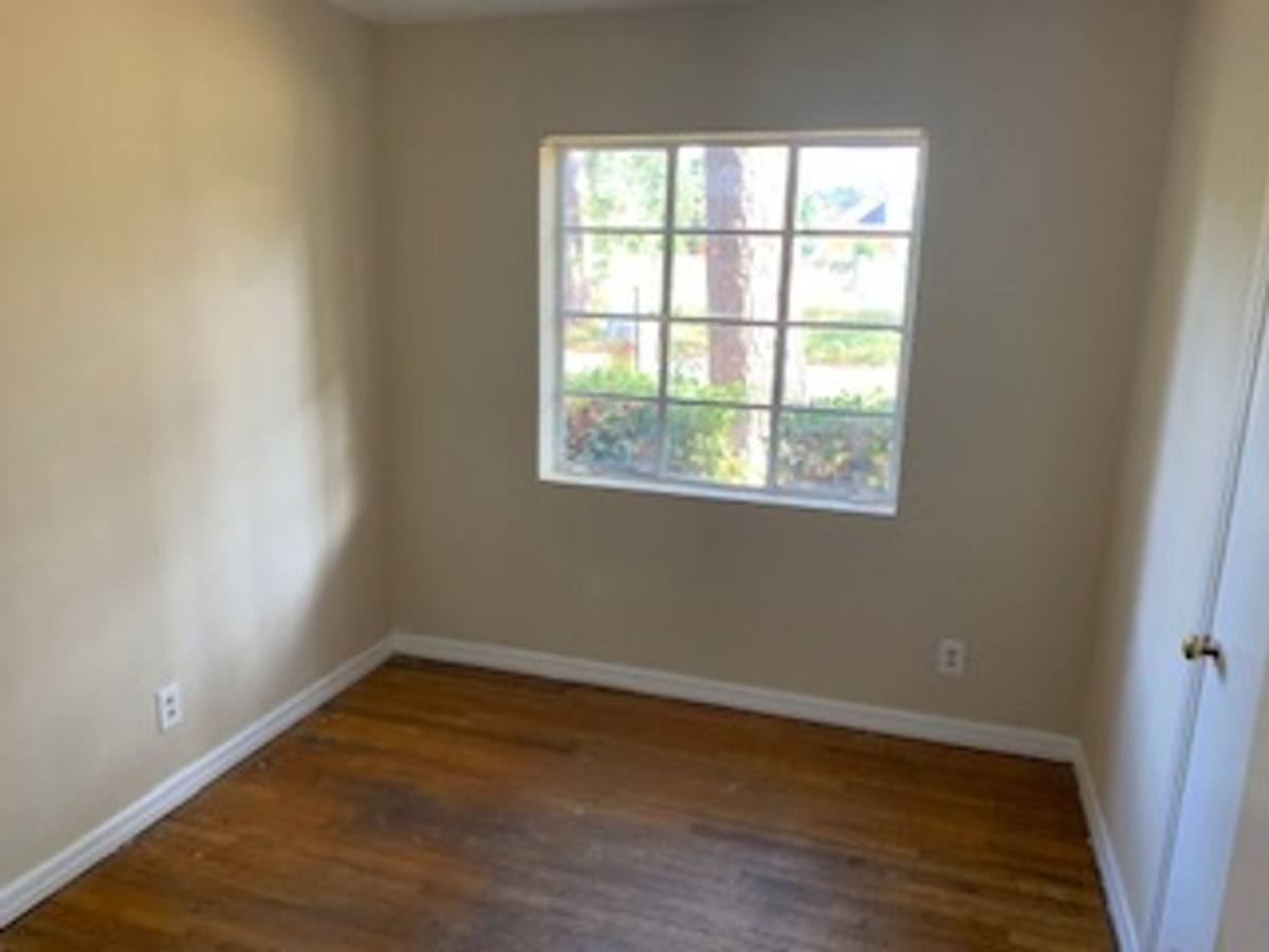 House for rent at 418 Durande Dr, Mobile, AL 36606