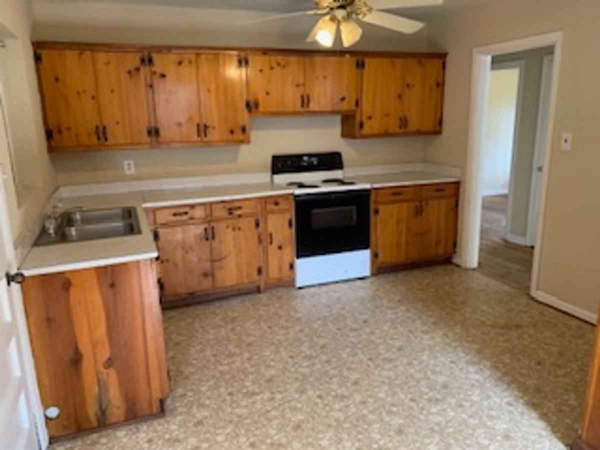 House for rent at 418 Durande Dr, Mobile, AL 36606