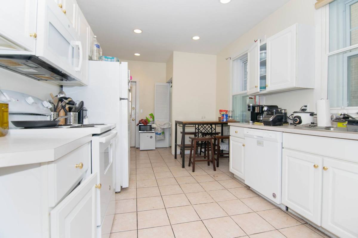 Apartment for rent at 60 Gibbs St #1, Brookline, MA 02446