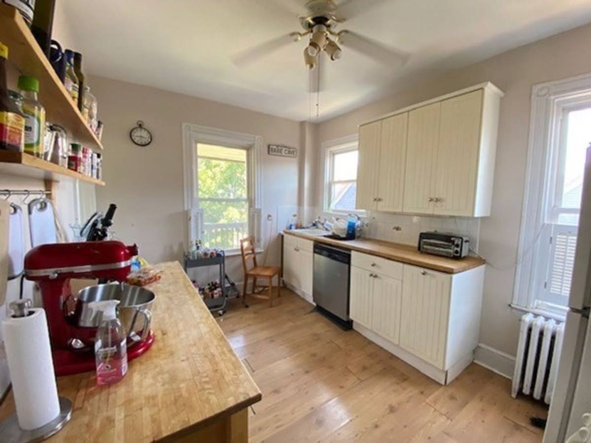 Apartment for rent at 124 Calumet St #3, Roxbury Crossing, MA 02120