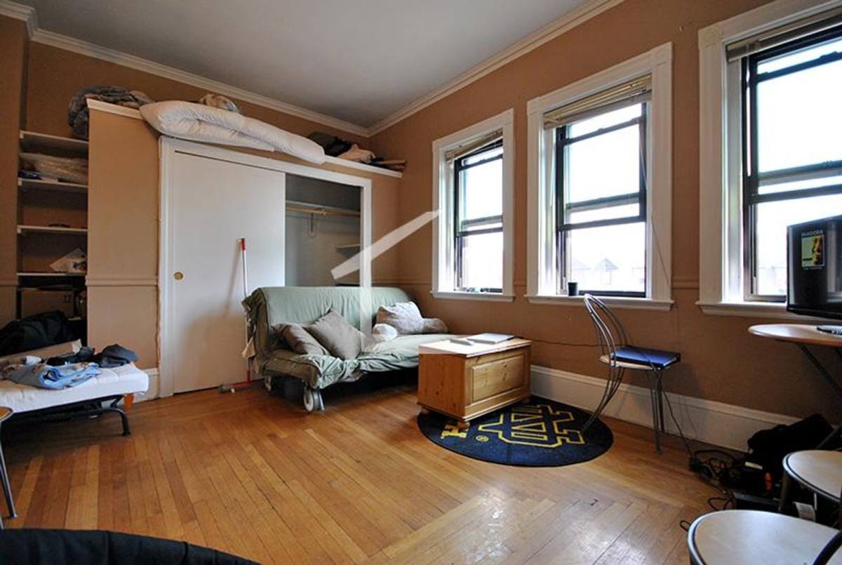 Apartment for rent at 178 Hillside St #3, Roxbury Crossing, MA 02120