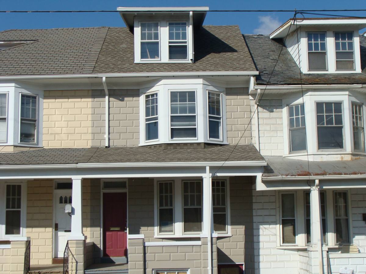 House for rent at 303 E Cottage Place, York, PA 17403