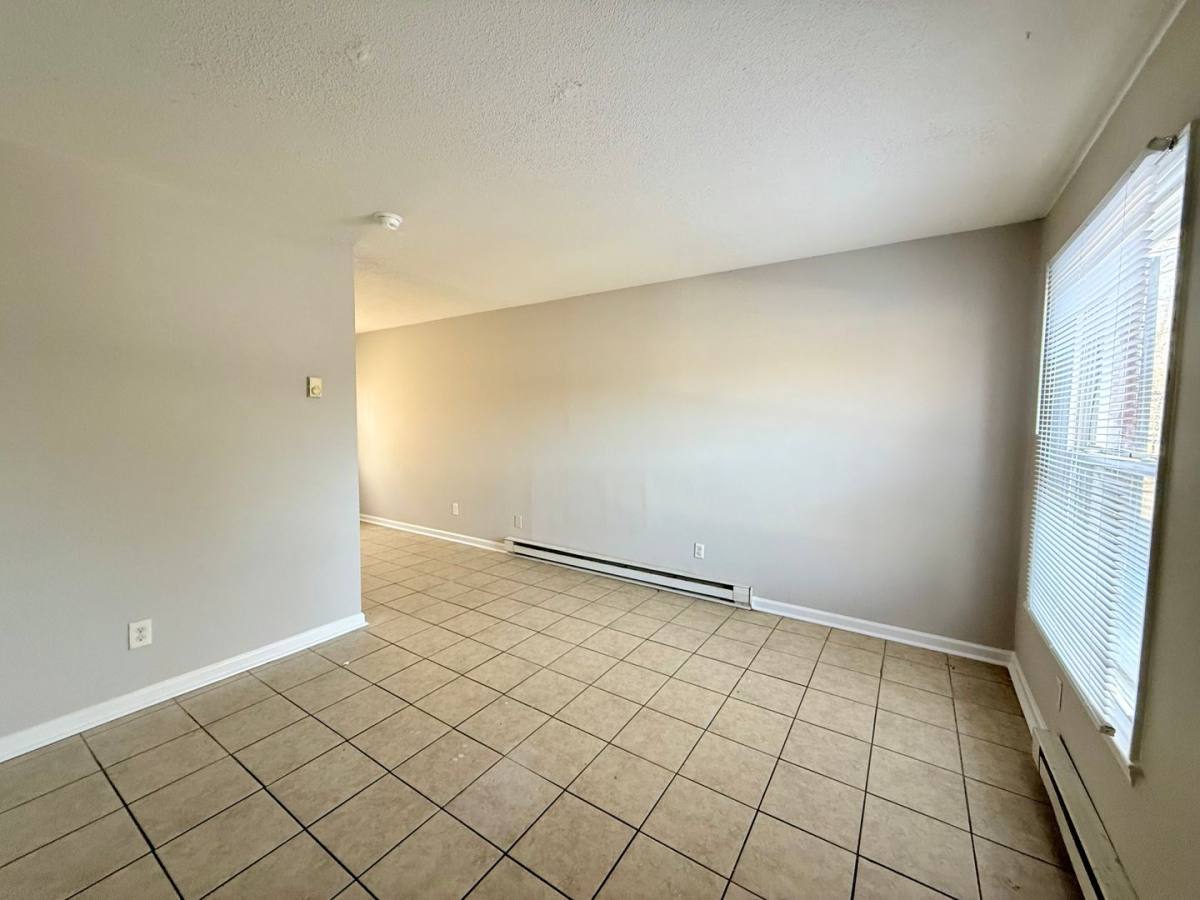 Townhouse for rent at 1132 Montcalm St #3, Charlotte, NC 28208