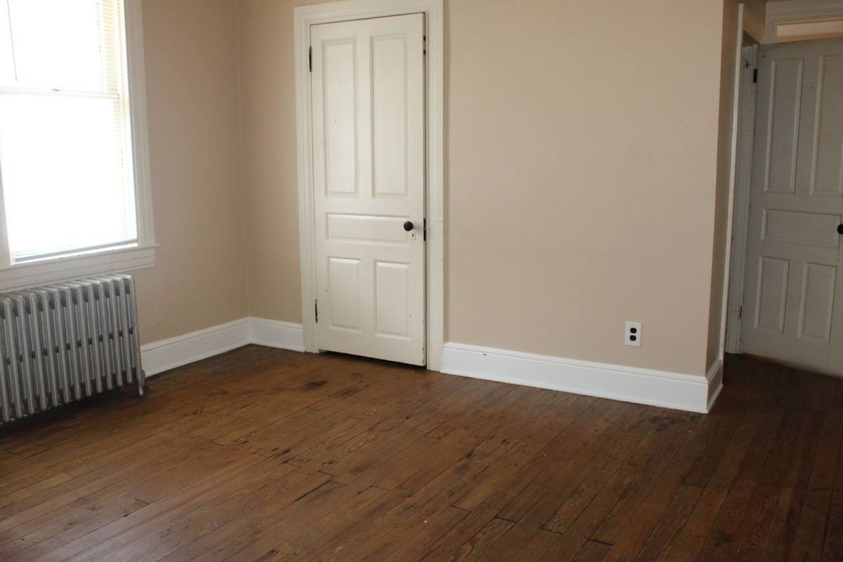 Apartment for rent at 983 E Philadelphia St - 1st Floor, York, PA 17403