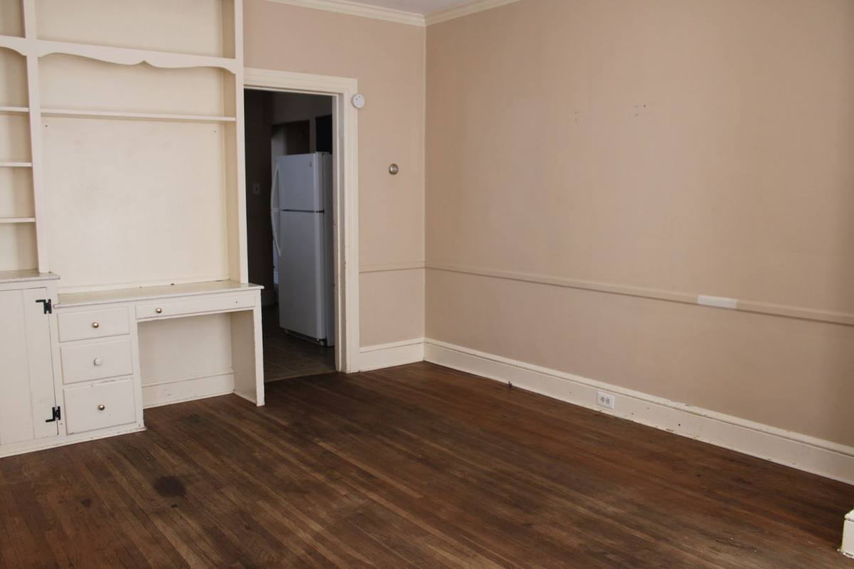 Apartment for rent at 983 E Philadelphia St - 1st Floor, York, PA 17403