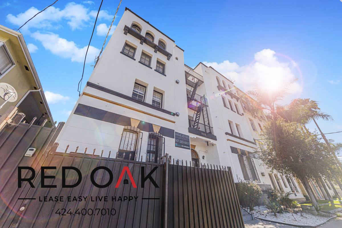 Apartment for rent at 1616 N Normandie Ave #102, Los Angeles, CA 90027
