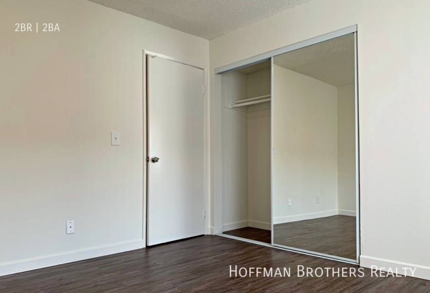 Apartment for rent at 1012 E Acacia Ave #206, Glendale, CA 91205