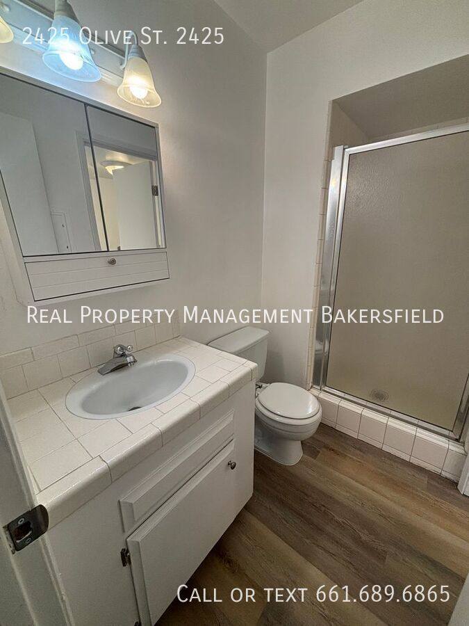 Apartment for rent at 2425 Olive St, Bakersfield, CA 93301