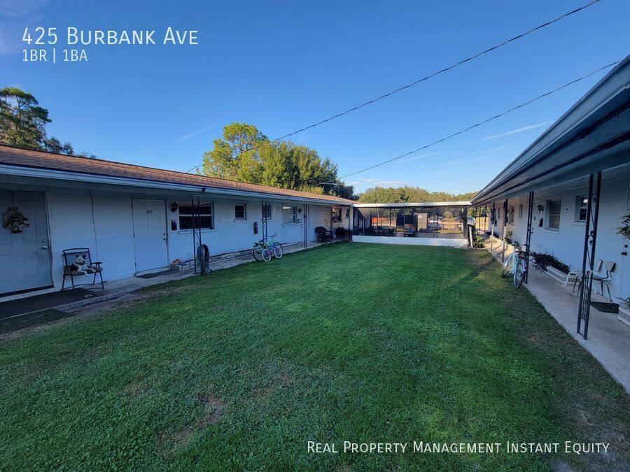 Apartment for rent at 425 Burbank Ave, Lakeland, FL 33801