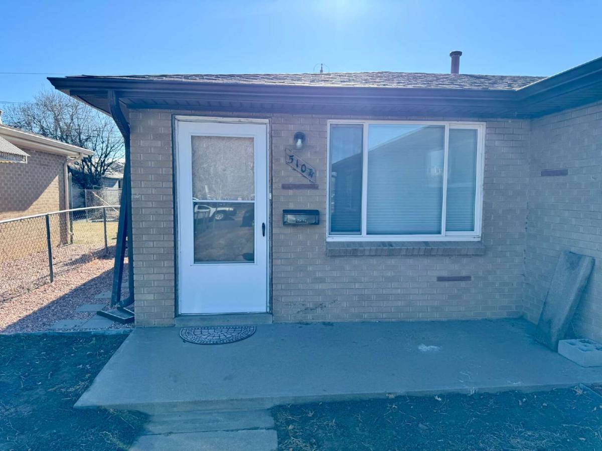 House for rent at 5104 E 33rd Ave, Denver, CO 80207