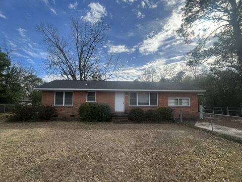 House for rent at 1125 Martin St, Dothan, AL 36301